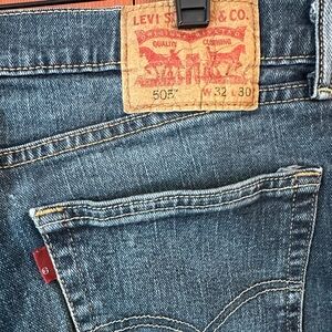 Levis Jeans 505 straight fit size 32x30